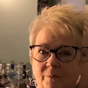 Meet your Posher, Diana